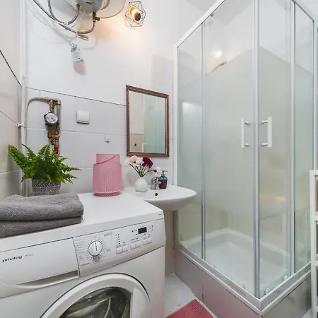 Apartament Pretty And Spacious - Vistula River And Wawel Castle *